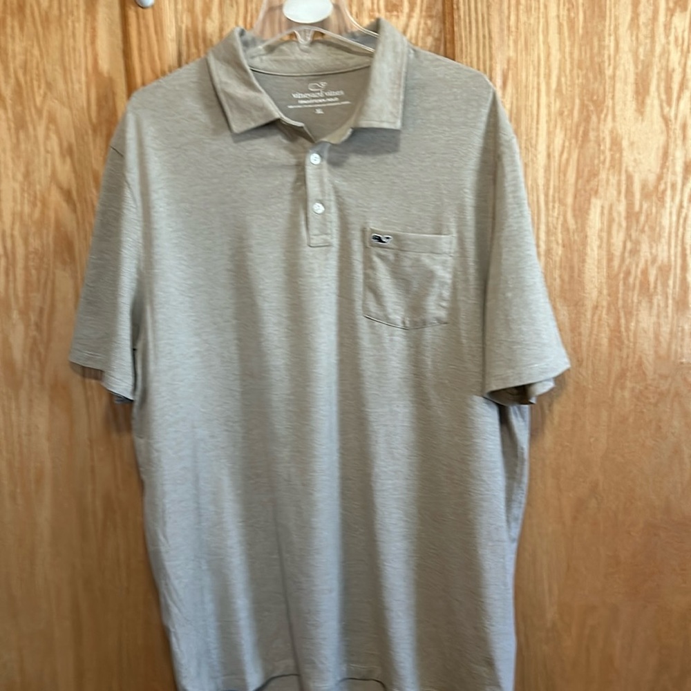 Vineyard Vines men’s Edgartown Polo. Size XL